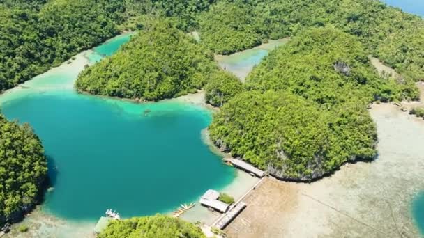 Vista Superior Laguna Turquesa Con Playa Isla Tropical Mindanao Filipinas — Vídeos de Stock