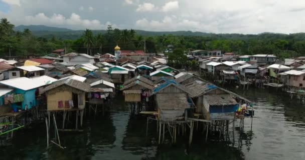 Vista Aérea Squatter Stilt Houses Sobre Mar Zamboanga Del Sur — Vídeo de stock