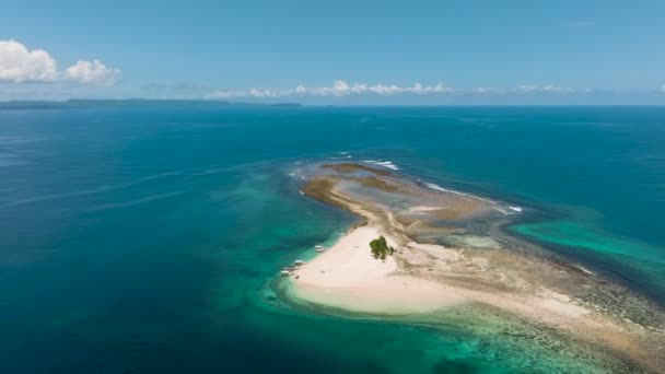Trópusi Sziget Fehérrel Vízzel Körülvéve Hagonoy Beach Britania Szigetcsoport Mindanao — Stock videók