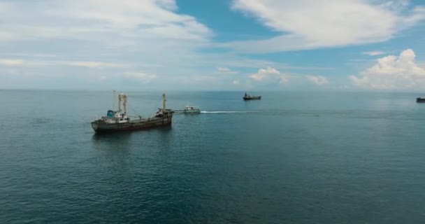 Cargo Ships Container Deep Blue Sea Blue Sky Clouds Zamboanga — Stock Video