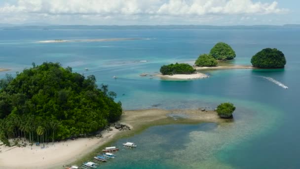 見事なハンサン島 ブリタニア諸島のグループ 旅行コンセプト ミンダナオ フィリピン — ストック動画