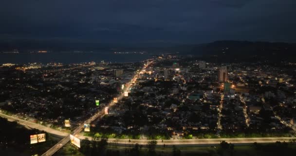 Drönare Utsikt Över Stadens Ljus Natten Cagayan Oro Mindanao Filippinerna — Stockvideo