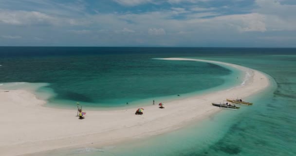 Sandbar Con Acqua Turchese Onde Sulla Costa Isola Bianca Camiguin — Video Stock