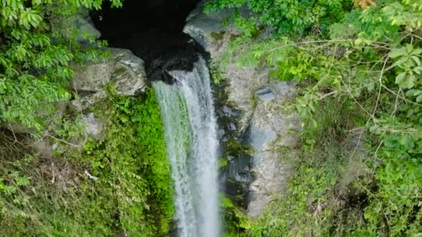 Wodospad Katibawasan Jest Najwyższym Wodospadem Wyspie Camiguin Filipiny — Wideo stockowe