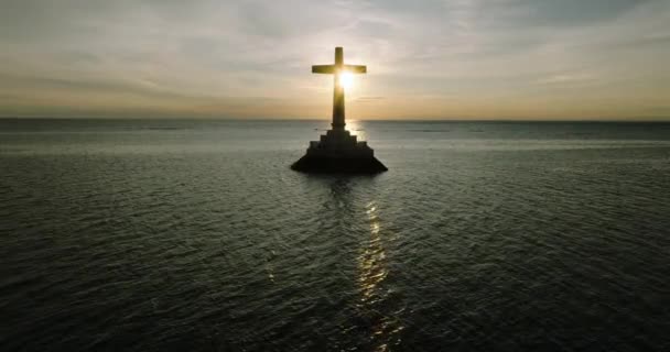 Солнечный Фон Затонувшем Кладбище Кладбище Морем Остров Камигин Филиппины — стоковое видео