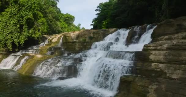 Hermosa Corriente Agua Las Cataratas Tinuy Bislig Surigao Del Sur — Vídeos de Stock
