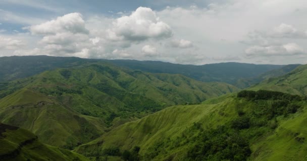 Góry Zielonymi Wzgórzami Trawą Bukidnon Mindanao Filipiny — Wideo stockowe