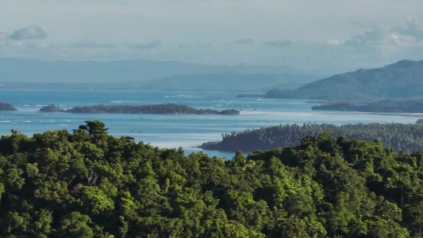 Тропічні Острови Зеленими Деревами Океанськими Хвилями Мінданао Філіппіни Масштабний Перегляд — стокове відео
