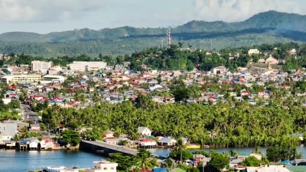 Surigao City Met Bedrijfsgebouwen Paalwoningen Mindanao Filippijnen Zoom Weergave — Stockvideo