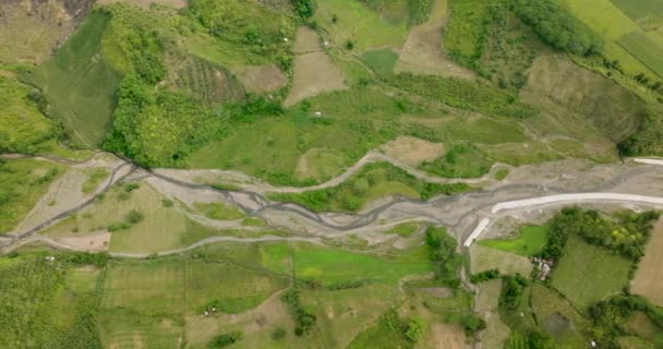 Κάτοψη Των Αγρών Νερό Που Ρέει Πάνω Από Ποτάμι Mindanao — Αρχείο Βίντεο