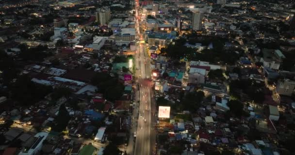 Місто Кагаян Оро Зайнятим Шосе Вуличним Світлом Транспортними Засобами Мінданао — стокове відео