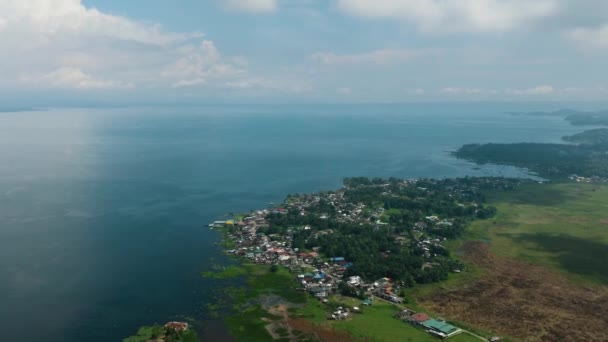 Lanao Del Sur Göl Kıyısındaki Yerleşim Köyünün Havadan Görünüşü Mindanao — Stok video