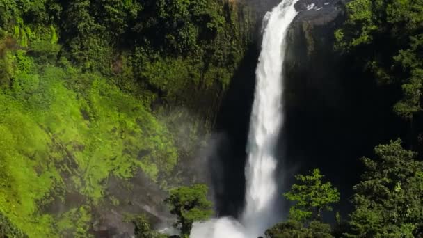 Wasserspritzer Erzeugen Nebel Limunsudan Falls Mindanao Philippinen — Stockvideo
