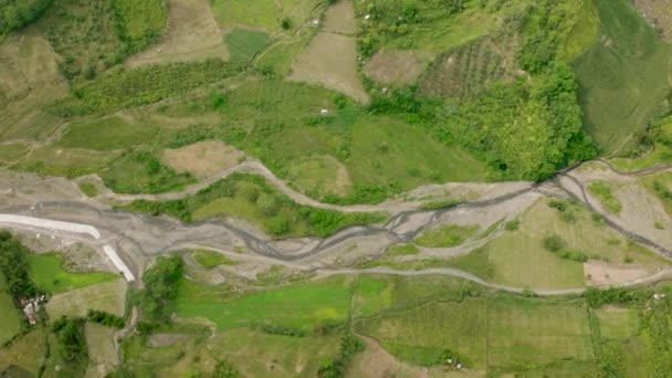 Κάτοψη Των Αγρών Νερό Που Ρέει Πάνω Από Ποτάμι Mindanao — Αρχείο Βίντεο