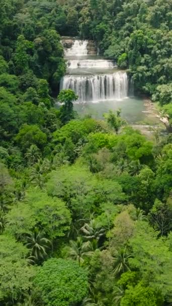 Удивительный Вид Сверху Водопад Тинуй Бисби Минданао Филиппины Вертикальный Вид — стоковое видео