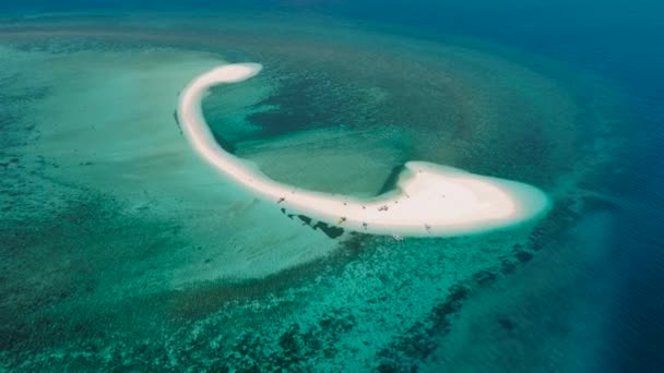 Піщаний Берег Бірюзовою Водою Коралами Острові Камінь Філіппіни Морський Пейзаж — стокове відео
