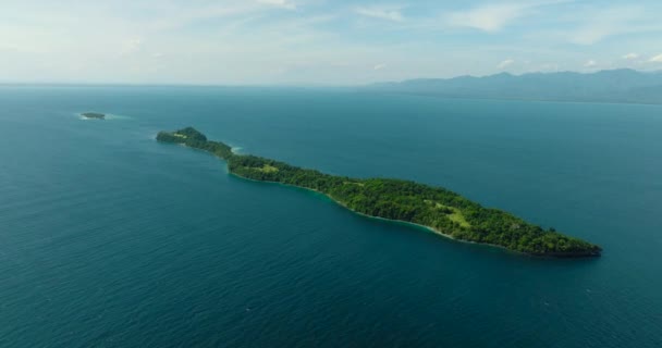 Vista Aerea Dell Isola Circondata Mare Blu Onde Isola Ligida — Video Stock