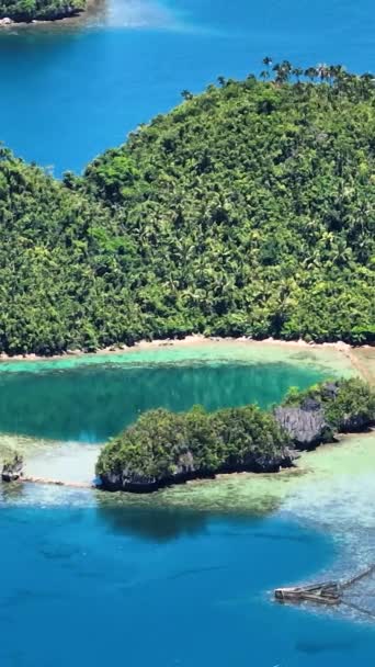 Bucas Grande Ada Yeşilimsi Deniz Suyu Sohoton Koyu Filipinler Görüntüyü — Stok video