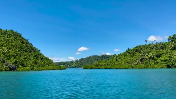 Mar Azul Isla Tropical Bajo Cielo Azul Isla Tinago Tagana — Vídeos de Stock