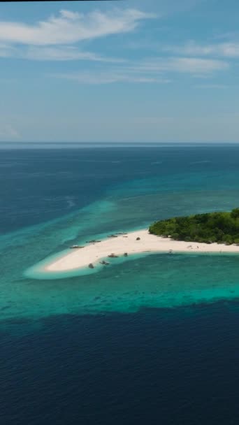 Mantigue Adası Beyaz Sahil Turkuaz Suyla Çevrili Mavi Deniz Mavi — Stok video