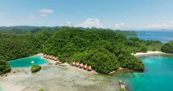 Beach Resort Laguną Zatoka Sohoton Białym Piaskiem Wyspa Bucas Grande — Wideo stockowe