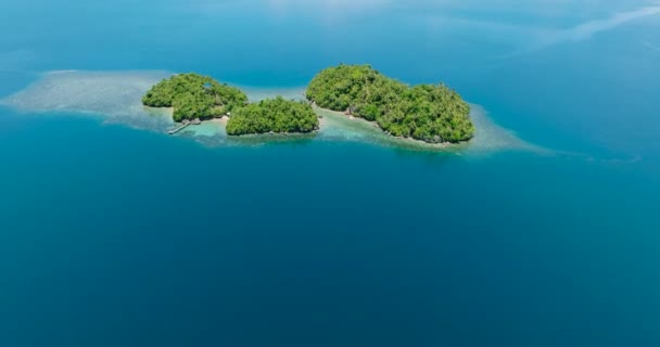 Prachtig Tropisch Eiland Blauwe Zee Bangkay Eiland Mindanao Filipijnen — Stockvideo