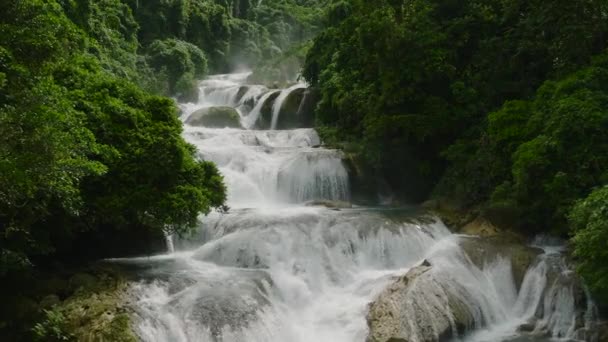 Vista Aérea Cachoeira Floresta Verde Aliwagwag Cai Nas Filipinas Cateel — Vídeo de Stock