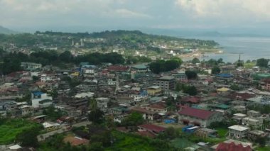 Marawi City 'deki yerleşim alanlarının ve binaların insansız hava aracı görüntüleri. Lanao del Sur. Mindanao, Filipinler.
