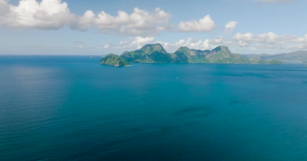 Вид Острів Вертольотів Острів Кадлао Оточений Блакитним Морем Ель Нідо — стокове відео