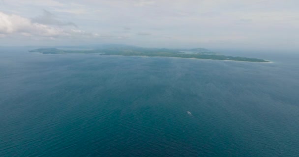 Blaues Meer Und Insel Tablas Blick Von Der Drohne Aus — Stockvideo