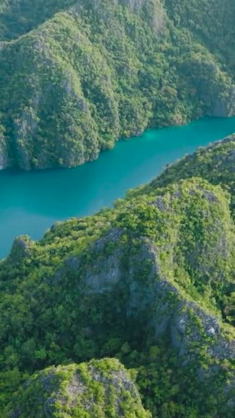 Tropische Landschaft Eines Bergsees Mit Kalksteinfelsen Kayangan See Coron Palawan — Stockvideo
