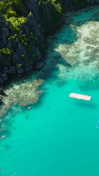 Невеликі Лагуни Човнами Каяками Острові Мінолос Ель Нідо Палаван Філіппіни — стокове відео