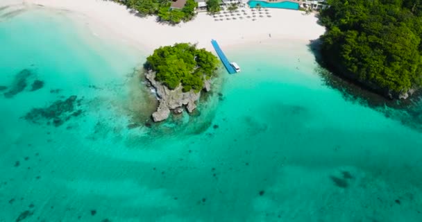 Ovanifrån Vit Sand Med Klara Havsvågor Punta Bunga Beach Boracay — Stockvideo