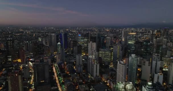 Bangunan Tinggi Dengan Lampu Diterangi Makati Cityscape Night Metro Manila — Stok Video