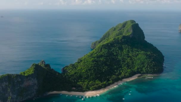 ヘリコプタービーチの観光ボートのグループ エルニド パラワン フィリピン — ストック動画
