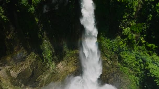 Cascadas Cámara Lenta Hikong Bente Falls Lago Sebu Mindanao Filipinas — Vídeos de Stock