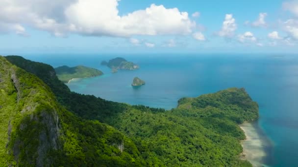 Vista Dall Alto Piccole Isole Cadlao Con Mare Blu Nido — Video Stock