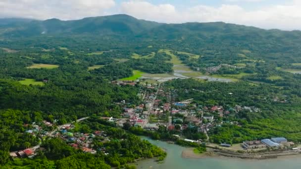 Drohnen Ansicht Von Looc Poblacion Mit Wohngebiet Küste Und Pier — Stockvideo