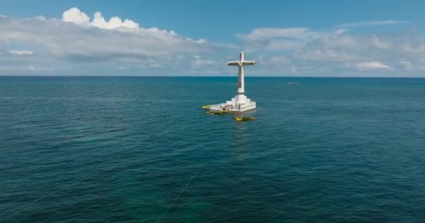 Potopený Hřbitov Camiguinově Ostrově Modré Moře Skupinou Lodí Filipíny — Stock video