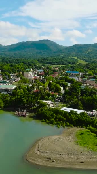 Evleri Nehirleri Olan Tropik Bir Ada Looc Poblacion Mavi Gökyüzü — Stok video