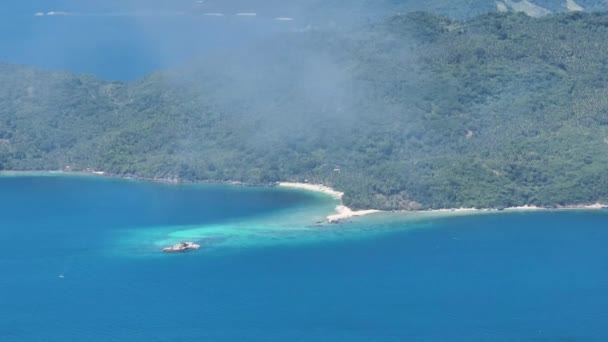 Νήσος Alad Λευκή Αμμουδιά Και Γαλάζια Θάλασσα Στο Romblon Φιλιππίνες — Αρχείο Βίντεο
