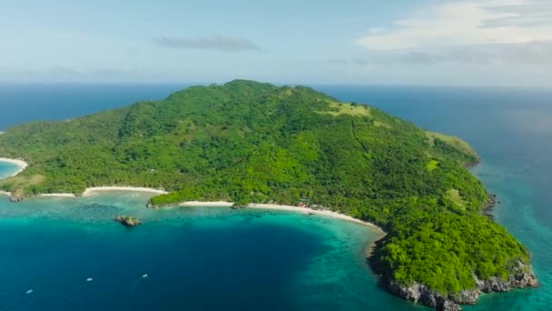 Łódź Przepływająca Przez Błękitne Morze Wyspie Kobradora Romblon Filipiny — Wideo stockowe