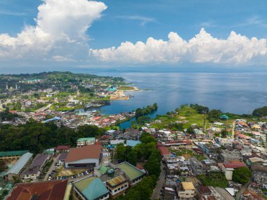 Marawi City 'deki yerleşim alanlarının ve binaların insansız hava aracı görüntüleri. Lanao del Sur. Mindanao, Filipinler.