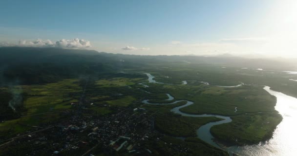 Prachtig Uitzicht Vanuit Lucht Rivieroevers Tropisch Eiland Met Zonlicht Mindanao — Stockvideo