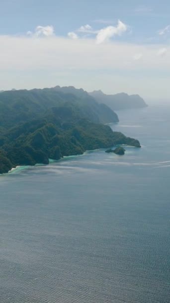 Mar Azul Alrededor Isla Con Lagunas Coron Palawan Filipinas Vista — Vídeos de Stock