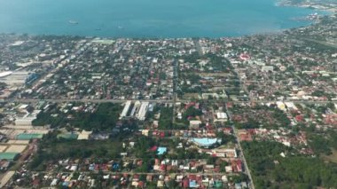 Güney Cotabato 'nun güneyindeki son derece kentleşmiş bir şehir. General Santos Şehri. Mindanao, Filipinler. Şehir manzarası.