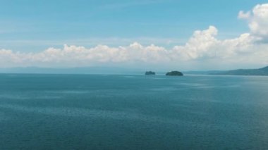 Lanao Gölü 'nün havadan görüntüsü. Lanao del Sur. Mindanao, Filipinler.