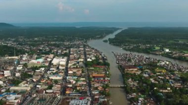 Filipinler, Mindanao 'daki bağımsız şehir Cotabato City' nin insansız hava aracı araştırması..