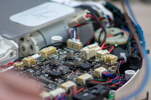 bir bilgisayar anakartını kapat