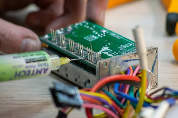 bir bilgisayar çipinin yakın plan görüntüsü